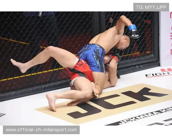 MMA 选手称“我不打他,他会断” MMA 选手称“我不打他,他会断”