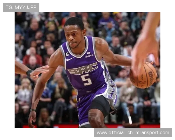 国王福克斯末节提速，连续上篮完成反超，nba福克斯